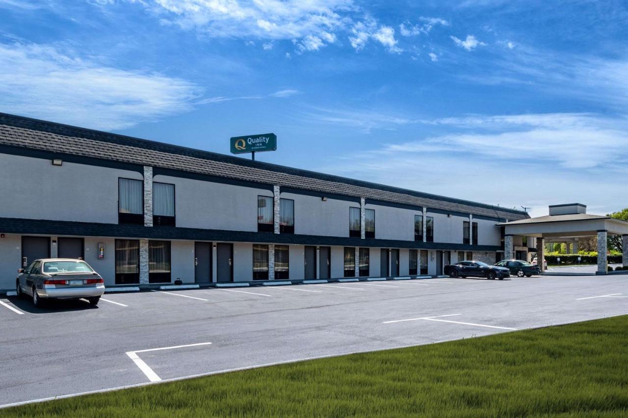 Quality Inn Cleveland Exterior photo