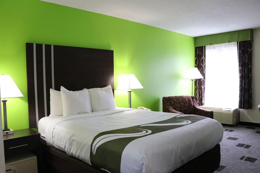 Quality Inn Cleveland Exterior photo